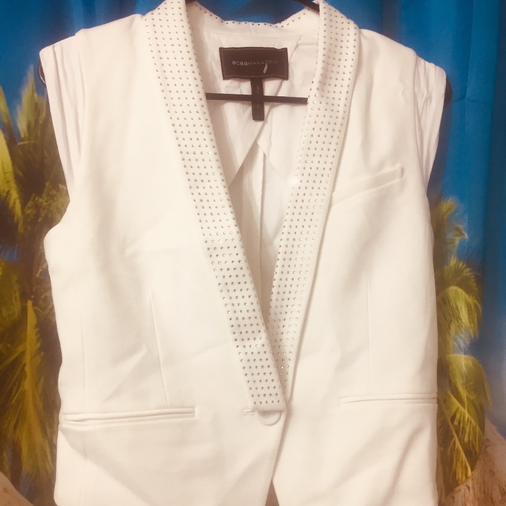 BCBG vest